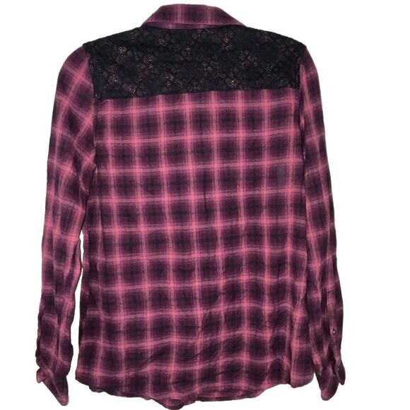 Legendary Whitetails Shirt Wmns Med Flannel Button Down Plaid Faux Lace Western - Picture 6 of 10